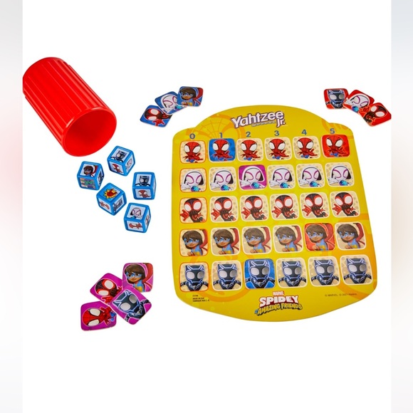 🆕 Hasbro Yahtzee Jr. Spidey Adventure Game - NEW and SEALED - Picture 5 of 10